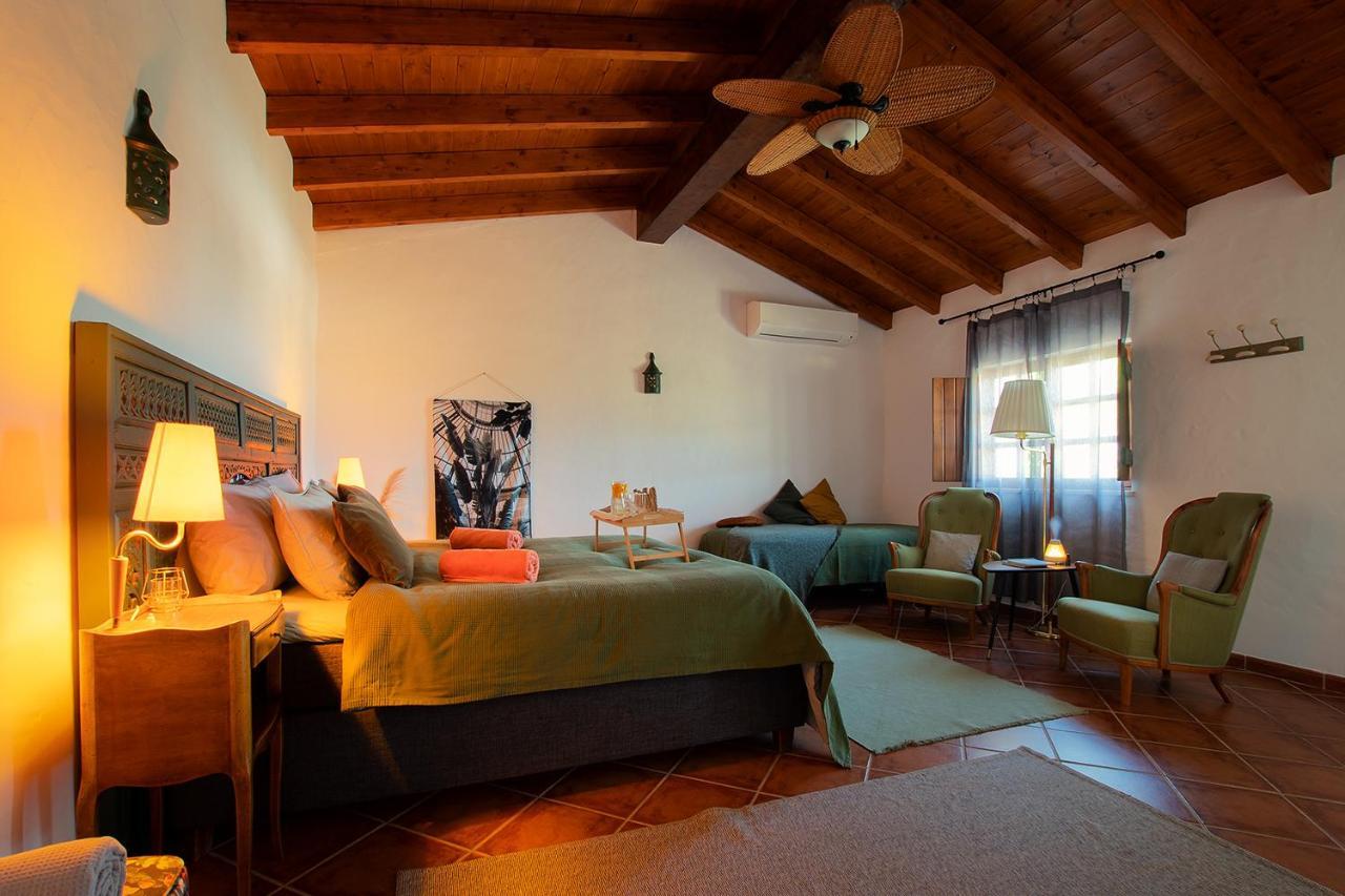 Cosy Farmhouse Quinta Da Eira 140 Years Old Loule Exterior photo